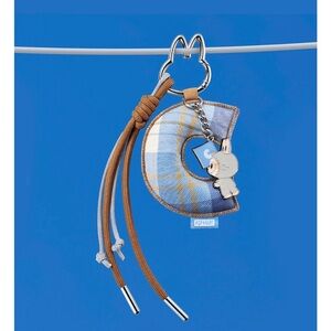 Pop Mart Pin For Love C Keychain